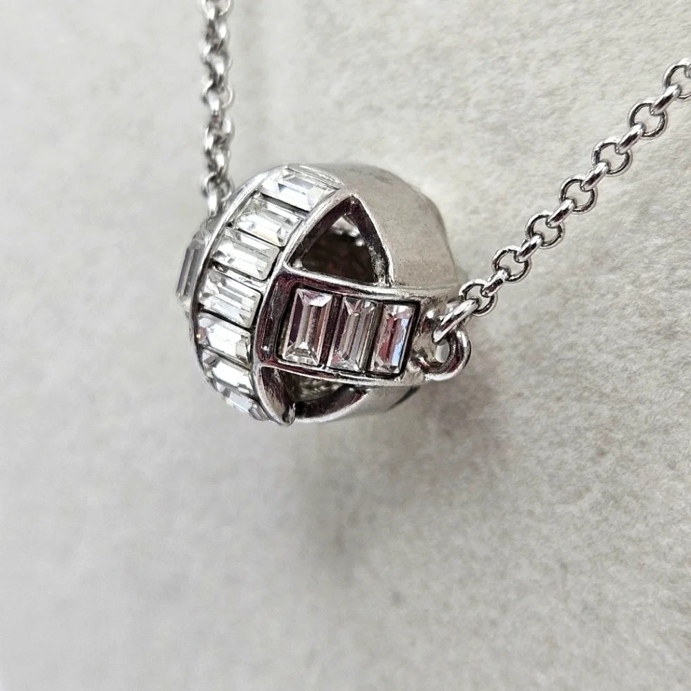 VINTAGE Carolee Silver Tone Glass Rhinestone 3D Sphere Ball Necklace Signed - Picture 4 of 6